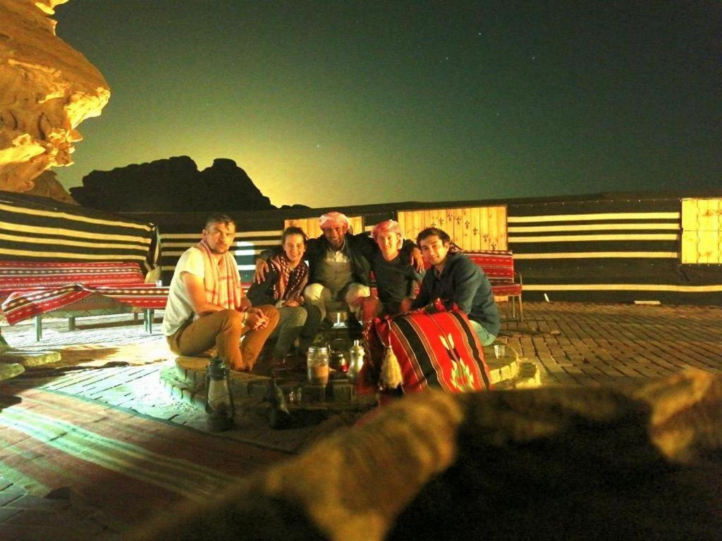 Wadi Rum-Bedouin Tents And Jeep Tours Dış mekan fotoğraf