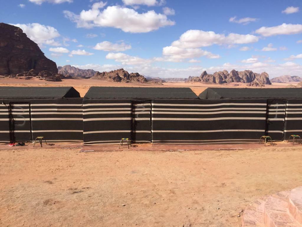 Wadi Rum-Bedouin Tents And Jeep Tours Dış mekan fotoğraf